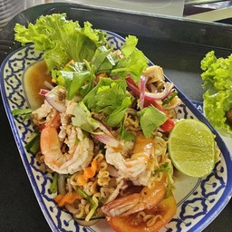 ยำมาม่า