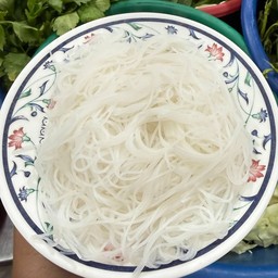 เส้นหมี่ลวก