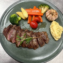 สเต็กเนื้อไทยวากิว