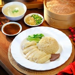 ข้าวมันไก่ต้ม พิเศษ