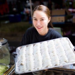 ร้านรสชาติ101 (กุ้งแช่น้ำปลา)