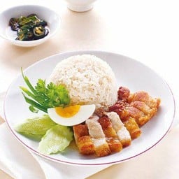 Ting chicken rice and thaifood