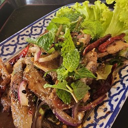 น้ำตกหมู