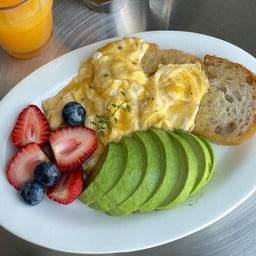 Sunny morning delight