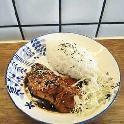 ข้าวหน้าแซลมอนเทอรอยากิ