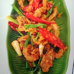 หมึกผัดไข่เค็ม