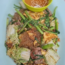 สุกี้แห้ง