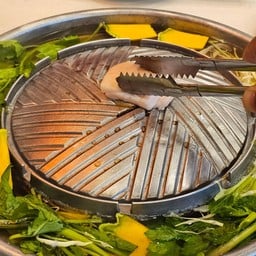 นักล่าหมูกระทะ โลตัส ศรีราชา