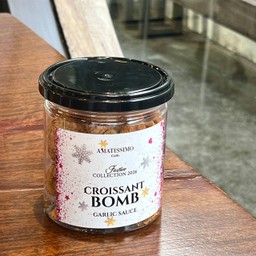 Croissant Bomb Garlic Sauce (70g)