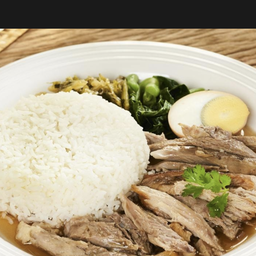 ขาหมู ท่าพระจันทร์