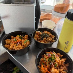 ไก่ทอดอารมณ์ดี Chick&Crunch