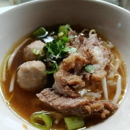 ก๋วยเตี๋ยวเนื้อ น้ำใส