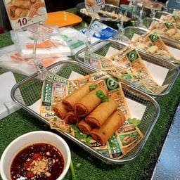 ปอเปี๊ยะลิตา&แซลมอลย่าง ตลาดอุดมสุขเขาเต่า