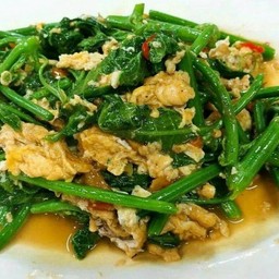 ยอดมะระหวานผัดไข่+ข้าว