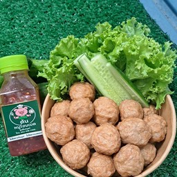 ต้นลูกชิ้นหมูโฮมเมด