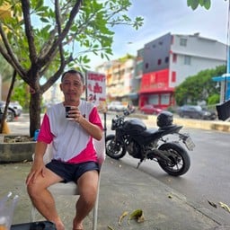 ก๋วยจั๊บบ้านเหลือง