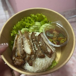 ไก่ ตามใจ