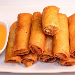 ปอเปี๊ยะทอด8ชิ้น