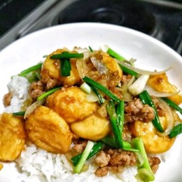 ผัดน้ำมันหอยเต้าหู้หมูสับ