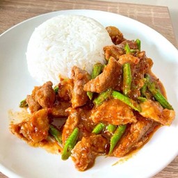 ข้าวราดพริกแกงหมูชิ้น #60