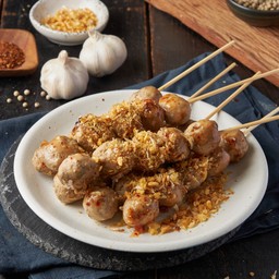 ลูกชิ้นเอ็นเนื้อ 5 ไม้ แถม 1 ไม้