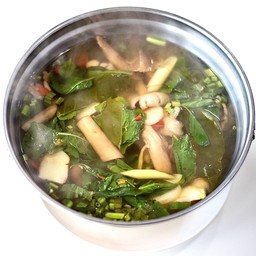 ต้มยำเห็ดโคน