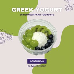 Greek yogurt x องุ่นไซมัสคัท x กีวี่ x บลูเบอร์รี่