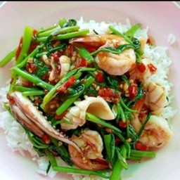 ผัดผักบุ้งทะเล