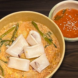 สุกี้น้ำปลาหมึก