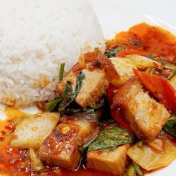 ข้าวราดพริกแกงหมูกรอบ #70