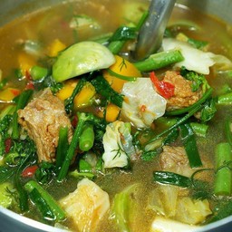 แกงอ่อมหมูนัวร์ๆ