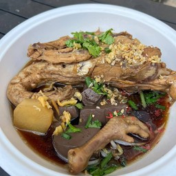 ก๋วยเตี๋ยวยกโครงใหญ่ ระบุเส้น เล็ก ใหญ่ หมี่ขาว หมี่เหลือง วุ่นเส้น