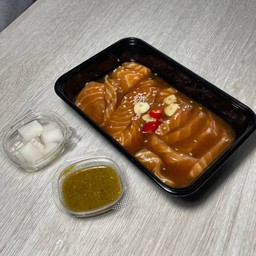 แซลมอนดอง