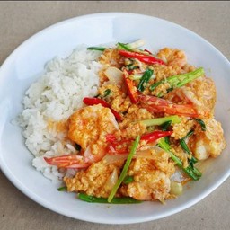 ผัดผงกระหรี่กุ้ง