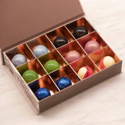 12-Flavour Chocolates Box