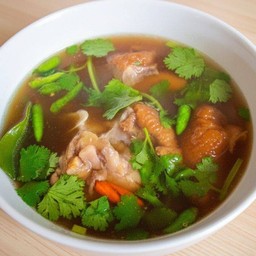 ขาหมูพะโล้ตุ๋นต้มแซ่บ