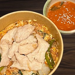 สุกี้แห้งหมู