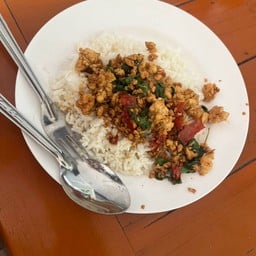 Mae Wong Cafe &Cuisine