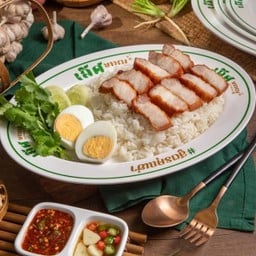 ข้าวหมู3ชั้นทอด เต็มชิ้น + ไข่1ฟอง