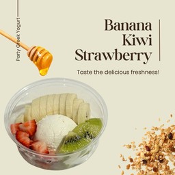 Greek yogurt x สตรอเบอร์รี่ x กล้วย x กีวี่