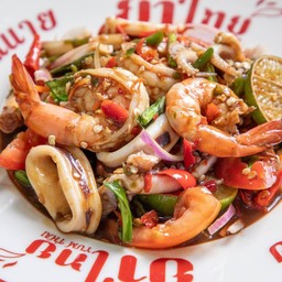 ยำทะเล 2 สหาย (กุ้ง หมึก)