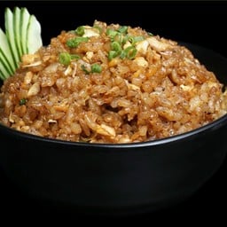 ข้าวกระเทียม
