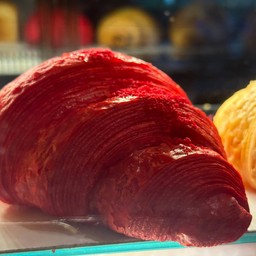 ครัวซองต์เรดเวลเวด