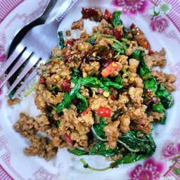 ครัวกระเพราหอม บ้านเอื้อคลอง1