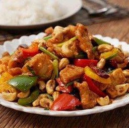 ไก่ผัดเม็ดมะม่วง