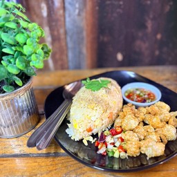 ข้าวผัดกากหมู
