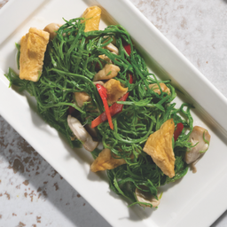 เต้าหู้ผัดชะอม