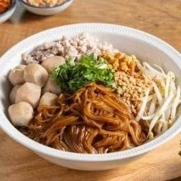 ก๋วยเตี๋ยวคลุก สูตรเด็ดเจ้าเก่าเจ้าเดิม