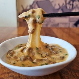 ถั่วเน่าญี่ปุ่น