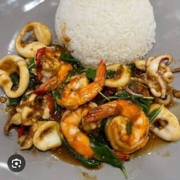 กะเพราที่ถูกใจ  ราชภัฏเลย